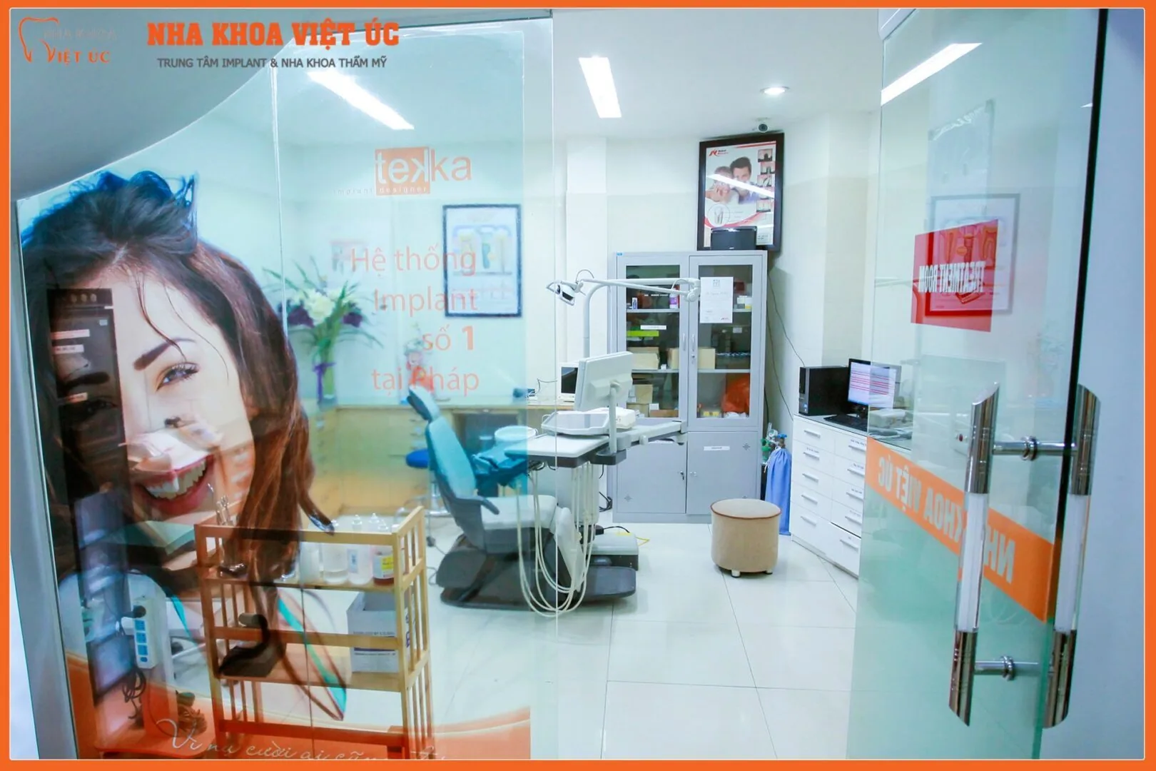 Nha khoa thẩm mỹ - Phòng khám được trang bị các thiết bị hiện đại. Đầu tư trang thiết bị hiện đại phục vụ cho việc khám, chữa bệnh