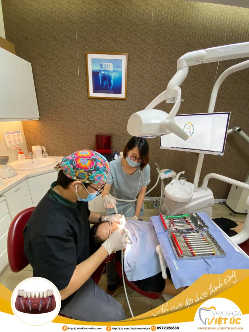 Kiểm tra tình trạng mất răng sẽ giúp mọi người hiểu rõ tình trạng răng miệng và sớm có kế hoạch trồng răng